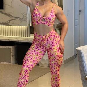 🩷 Hearts & happy faces emoji crop top sports bra Brazilian gym activewear sexy